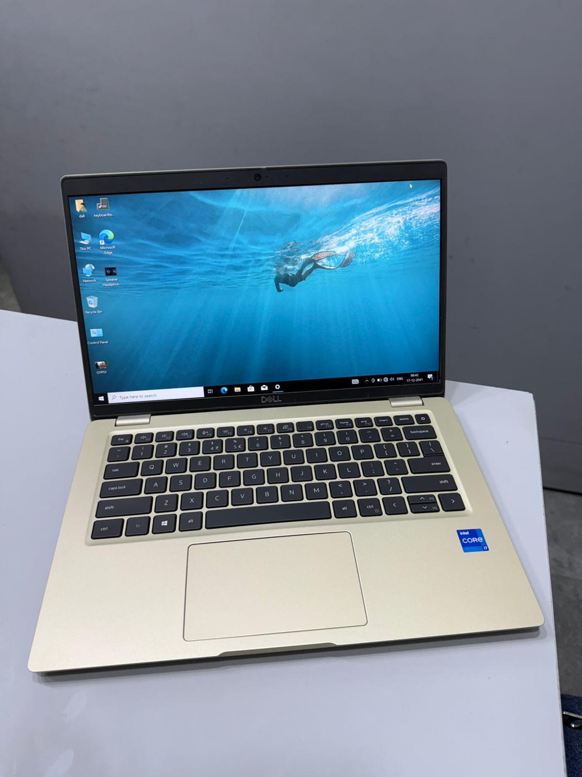 Laptop Rental Services - LaptopRent.in